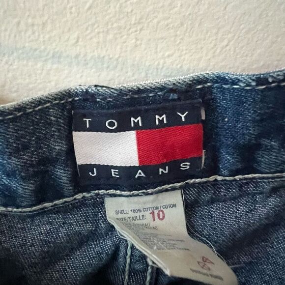 Tommy Hilfiger Women's Cotton Five Pocket Design Blue Denim Short Size 10 - Picture 7 of 8